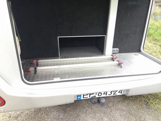                         Frankia i700 Rolls-Royce zimowy, full wyposażenie, gigant, GARAŻ, klima, SAT + 2 TV - zdjęcie 3
                        