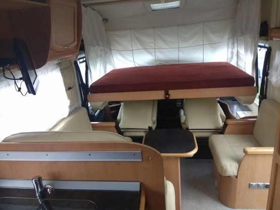                         Frankia i700 Rolls-Royce zimowy, full wyposażenie, gigant, GARAŻ, klima, SAT + 2 TV - zdjęcie 7
                        