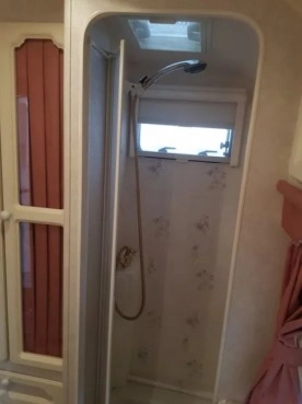                         Przyczepa kempingowa Buccaner Elan 15 - zdjęcie 2
                        