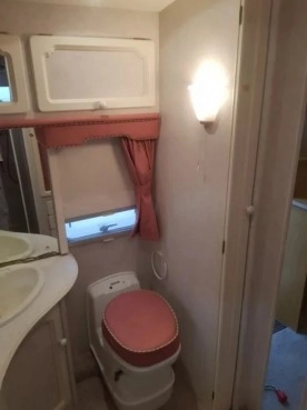                         Przyczepa kempingowa Buccaner Elan 15 - zdjęcie 4
                        