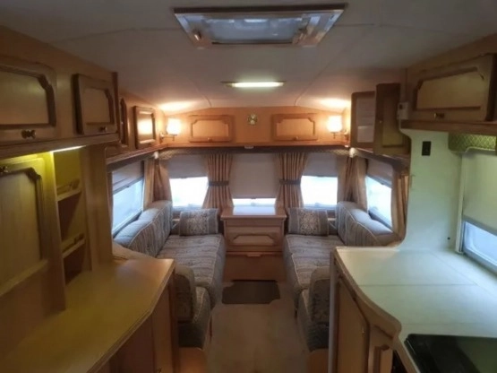                         Przyczepa kempingowa Buccaner Elan 15 - zdjęcie 8
                        