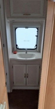                         Przyczepa Bailey Renger z 2002 roku - zdjęcie 13
                        