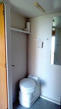                         Przyczepa kempingowa Senator Bailey 9000 - zdjęcie 3
                        