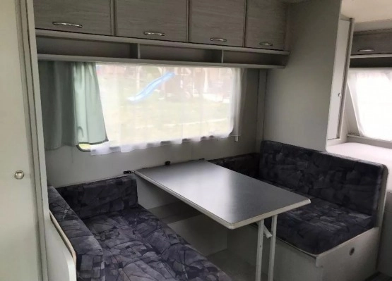                         Przyczepa Beyerland Delta Caravans z 1996 roku - zdjęcie 12
                        