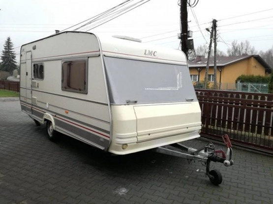                         LMC Caravan 1994 rok dla 4 osób - zdjęcie 1
                        