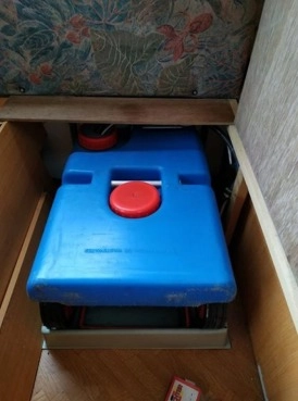                         LMC Caravan 1994 rok dla 4 osób - zdjęcie 2
                        