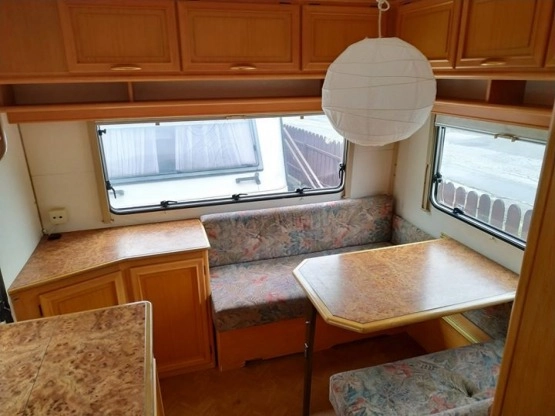                         LMC Caravan 1994 rok dla 4 osób - zdjęcie 6
                        