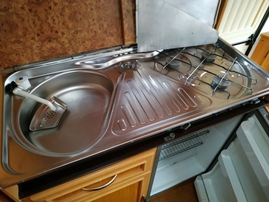                         LMC Caravan 1994 rok dla 4 osób - zdjęcie 7
                        