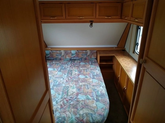                         LMC Caravan 1994 rok dla 4 osób - zdjęcie 8
                        