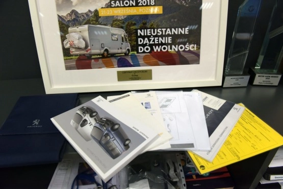                         Peugeot Boxer Globe Traveller  Kamper Solar Klima Truma Zawieszenie VB Gwarancja  - zdjęcie 19
                        