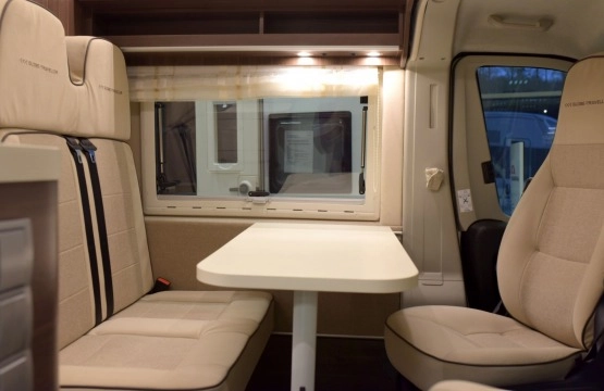                         Peugeot Boxer Globe Traveller  Kamper Solar Klima Truma Zawieszenie VB Gwarancja  - zdjęcie 7
                        