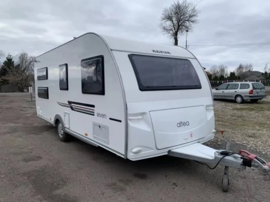                         Przyczepa kempingowa ADRIA ALTEA, 2 sypialnie, 6-osobowa, 2014 rok - zdjęcie 1
                        