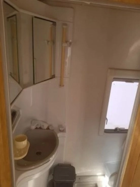                         Przyczepa kempingowa Abbey Gts z 1995 roku - zdjęcie 3
                        