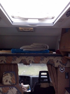                         Samochód kempingowy (kamper, camper) BURSTNER A 532 active - zdjęcie 5
                        