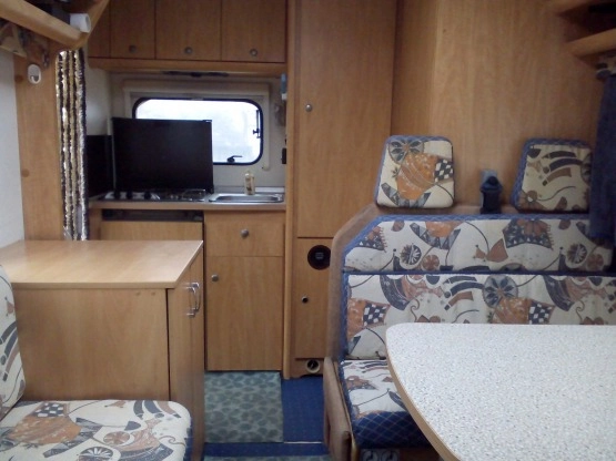                         Samochód kempingowy (kamper, camper) BURSTNER A 532 active - zdjęcie 6
                        