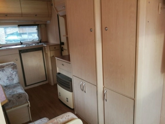                         Sprzedam przyczepę kempingowa  - zdjęcie 4
                        