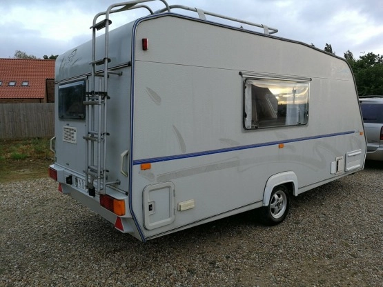                         Sprzedam przyczepę kempingowa  - zdjęcie 5
                        