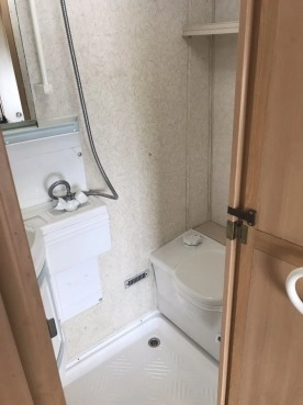                         Sprzedam przyczepę kempingowa - zdjęcie 6
                        