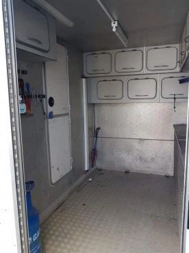                         Kamper Man 7-osobowy, 7.5 tony - zdjęcie 7
                        