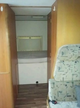                         Kamper Fiat Ducato z 1998 roku - zdjęcie 8
                        