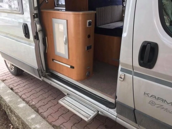                         Fiat Ducato Karman Davis z 2010 roku - zdjęcie 17
                        