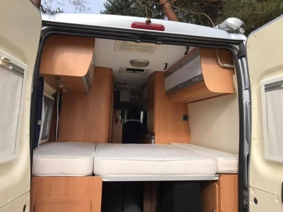                         Fiat Ducato Karman Davis z 2010 roku - zdjęcie 21
                        