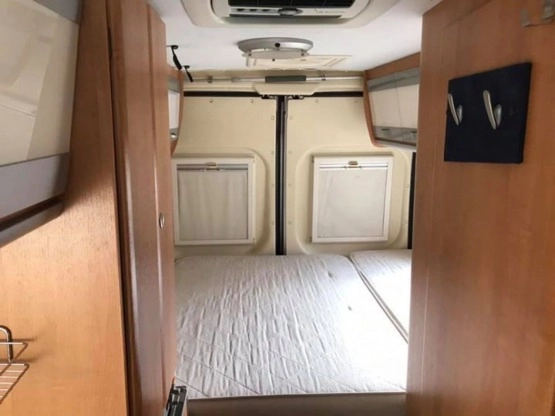                         Fiat Ducato Karman Davis z 2010 roku - zdjęcie 9
                        