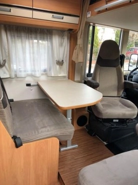                         Camper Dethleffs Globbebus 2015 - zdjęcie 12
                        