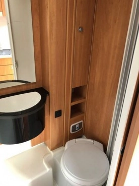                         Camper Dethleffs Globbebus 2015 - zdjęcie 4
                        