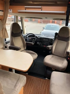                         Camper Dethleffs Globbebus 2015 - zdjęcie 9
                        