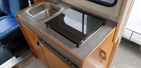                         Hymer Eriba 2.8, 2000 rok, bardzo zadbany - zdjęcie 3
                        