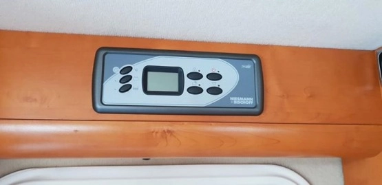                         Kamper Niessman Bischoff Arto z 2006 roku, 118 000 km - zdjęcie 16
                        