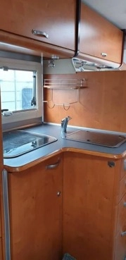                         Kamper Niessman Bischoff Arto z 2006 roku, 118 000 km - zdjęcie 18
                        