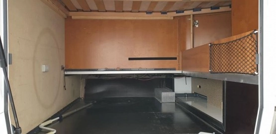                         Kamper Niessman Bischoff Arto z 2006 roku, 118 000 km - zdjęcie 8
                        