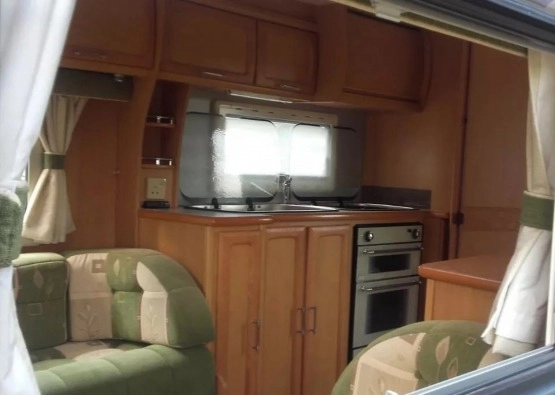                         Elddis MENDIP COMPASS MAGNUM CLASSIC 482 - zdjęcie 8
                        