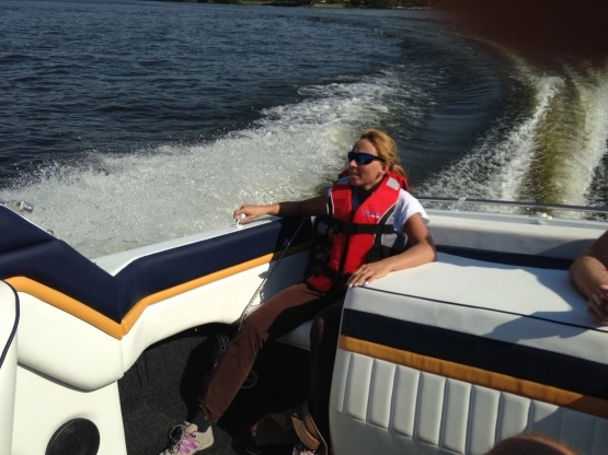                         Łódź motorowa z przyczepa zestaw do kampera - zdjęcie 4
                        