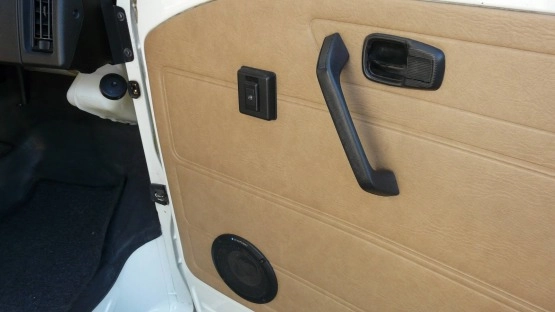                         Volkswagen LT 28D Karmann Distance Wide - zdjęcie 10
                        