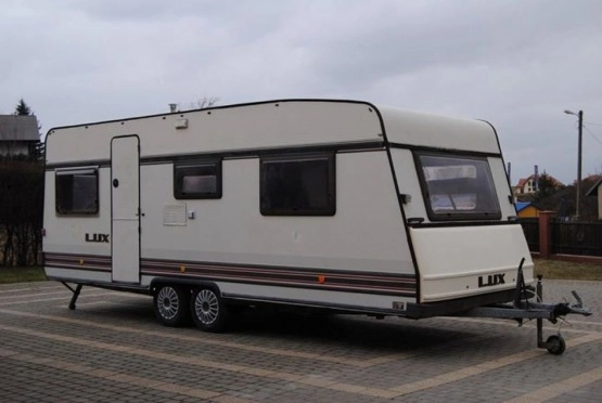                         BURSTNER. Idealna na działkę, 6 os. Ogrzewanie! Duża! 2 osie! TRANSPORT - zdjęcie 5
                        