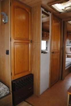                         BURSTNER. Idealna na działkę, 6 os. Ogrzewanie! Duża! 2 osie! TRANSPORT - zdjęcie 9
                        