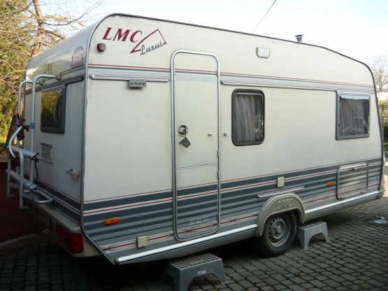                         PRZYCZEPA CAMPINGOWA LMC LUXUS 450   - zdjęcie 1
                        