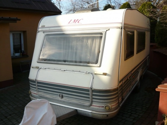                         PRZYCZEPA CAMPINGOWA LMC LUXUS 450   - zdjęcie 3
                        