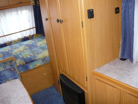                         PRZYCZEPA CAMPINGOWA LMC LUXUS 450   - zdjęcie 9
                        