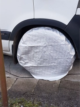                         Pokrowiec do ochrony opon przed słońcem kamper, przyczepa - zdjęcie 1
                        