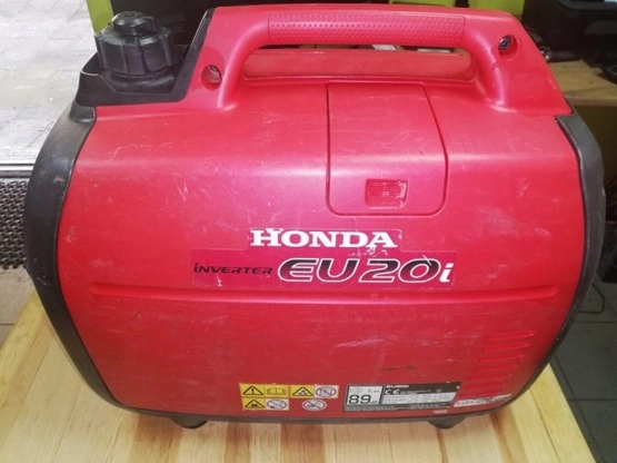                         Agregat prądotwórczy HONDA EU20i 2017 roku, używany jeden sezon - zdjęcie 5
                        