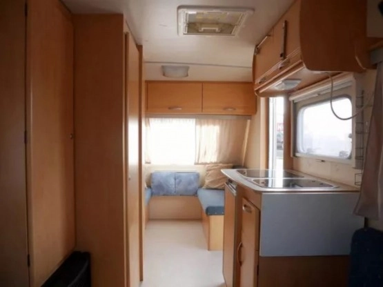                         Przyczepa kempingowa Sterckeman Starlett 4-5 osobowa. Ładna, zadbana, sucha. - zdjęcie 4
                        