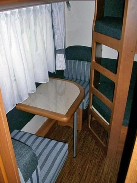                         Przyczepa kempingowa Hobby 650 Kfu Prestige - zdjęcie 4
                        