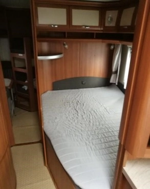                         Przyczepa kempingowa Hobby 650 Kfu Prestige - zdjęcie 8
                        