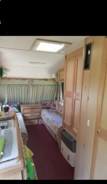                         Przyczepa kempingowa Swift Challenger 99 rok, 5-osobowa - zdjęcie 9
                        