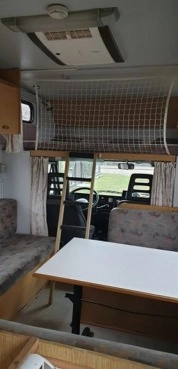                         Kamper Citroen C25 2.5 TD Klimatyzacja postojowa, podwójne ogrzewanie, nowa lodówka - zdjęcie 4
                        