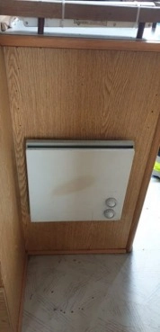                         Kamper Citroen C25 2.5 TD Klimatyzacja postojowa, podwójne ogrzewanie, nowa lodówka - zdjęcie 6
                        